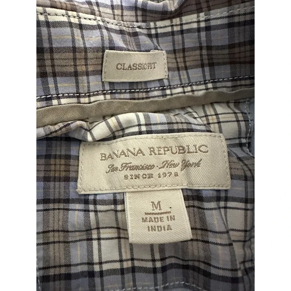 Banana Republic Classic Fit Men's M Plaid Short Sleeve Shirt‎